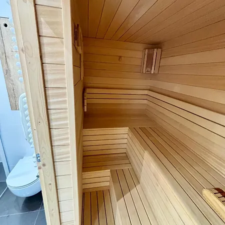 Bike Ski & Sauna Appartement *